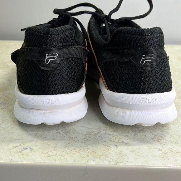 Fila Gray and Orange 11 Well-loved - Picture 6 of 9